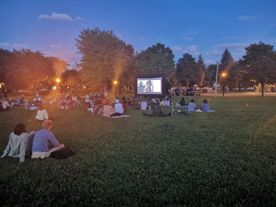 Cinéma extérieur géant sous les étoiles Moonlight AV